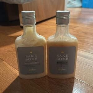 Drybar sake bomb shampoo + conditioner set